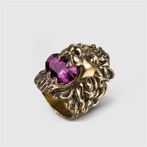 anello testa di leone con cristallo gucci